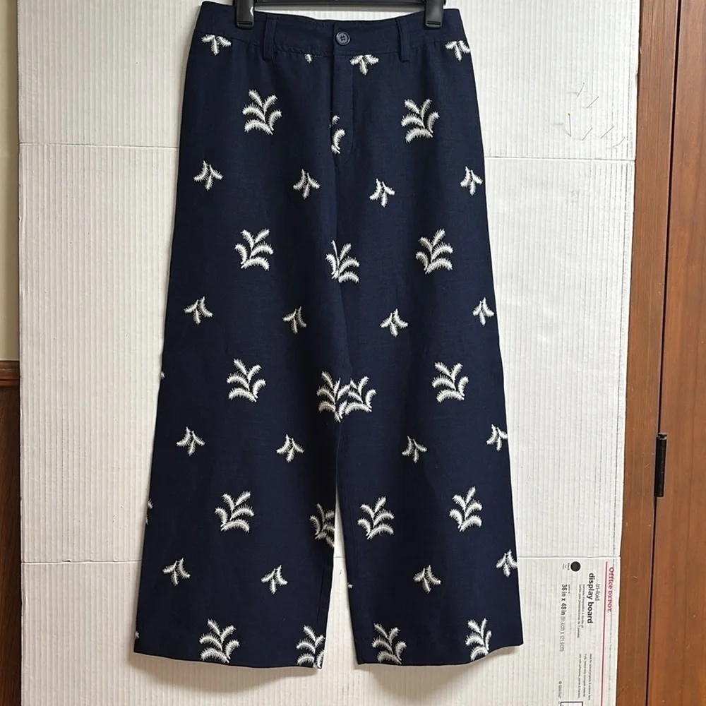 Elie Tahari Navy Blue/W Cream Colored Embroidered Palm Trees Wide Leg Size 10 - Picture 1 of 14